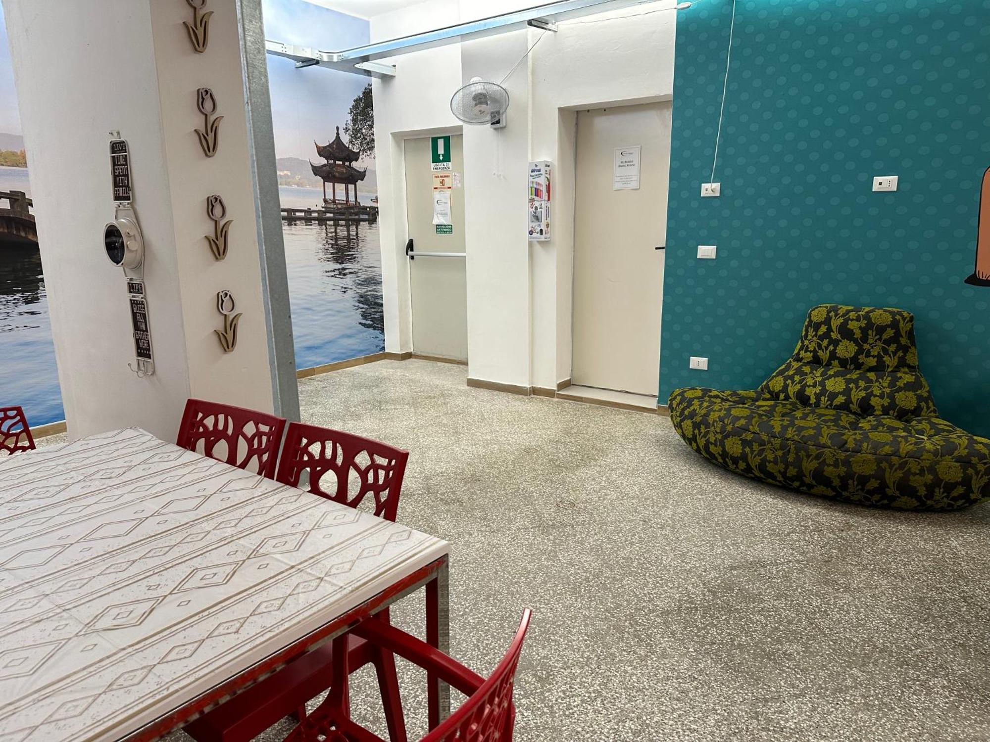 Cconforthotels Host Bari Centrale Экстерьер фото