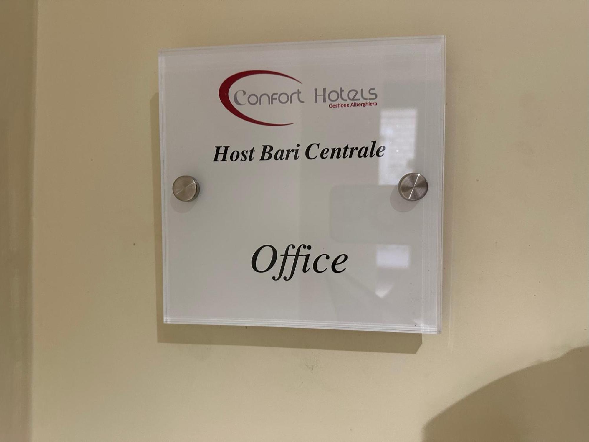 Cconforthotels Host Bari Centrale Экстерьер фото
