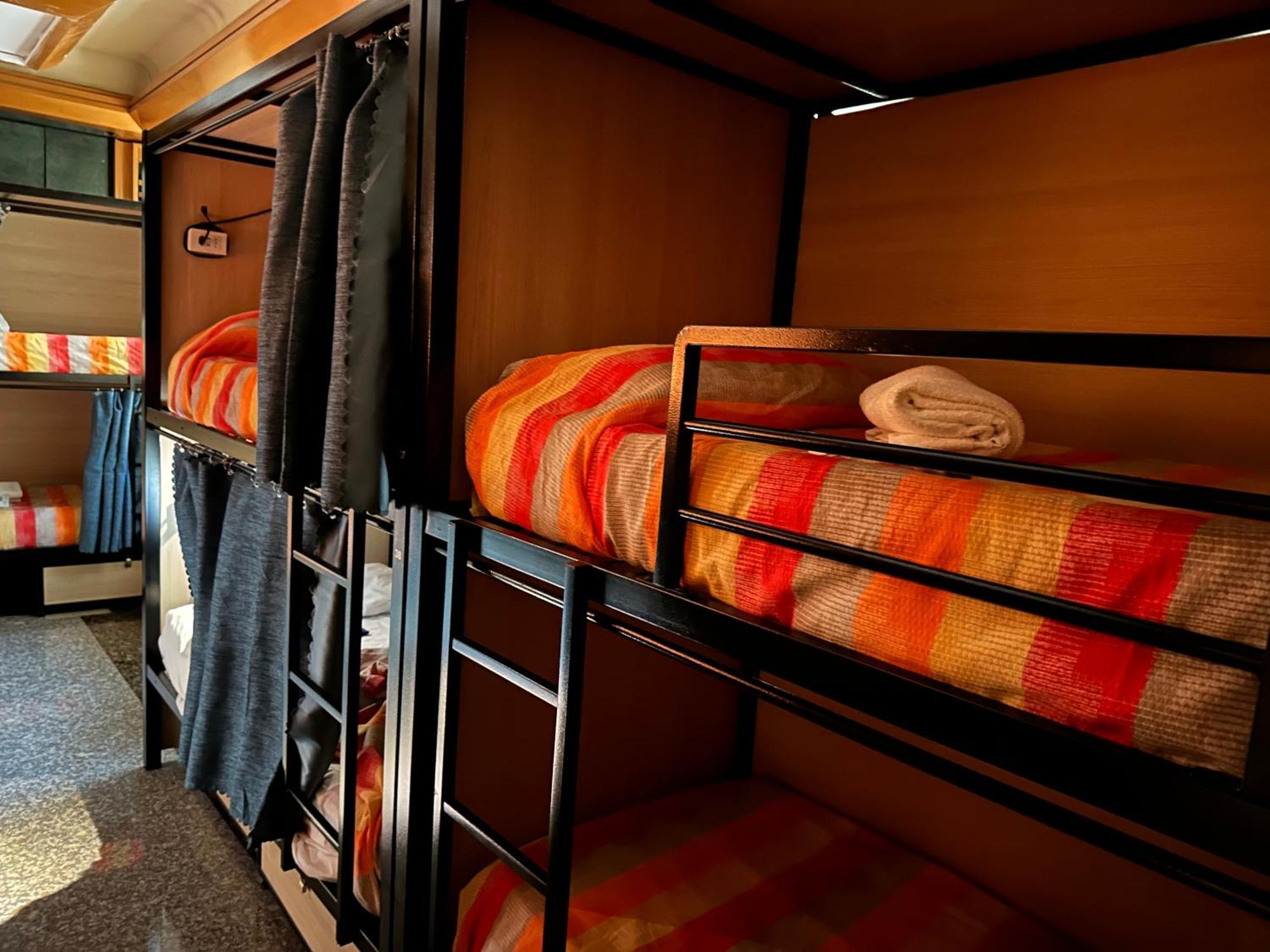Cconforthotels Host Bari Centrale Экстерьер фото