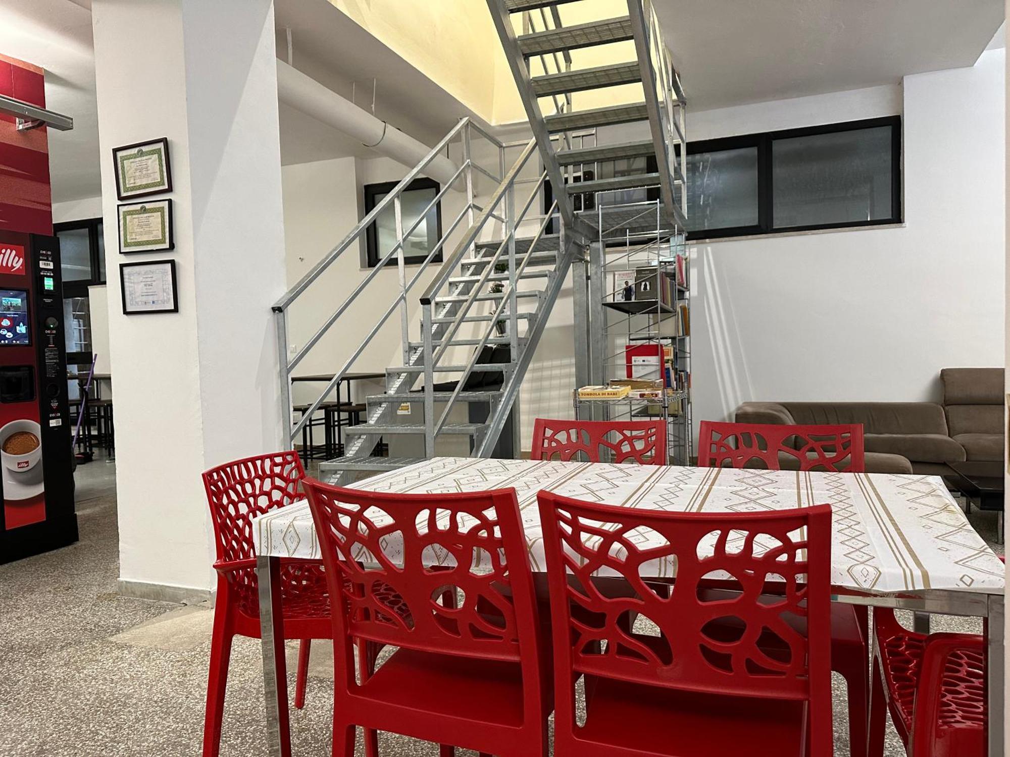Cconforthotels Host Bari Centrale Экстерьер фото