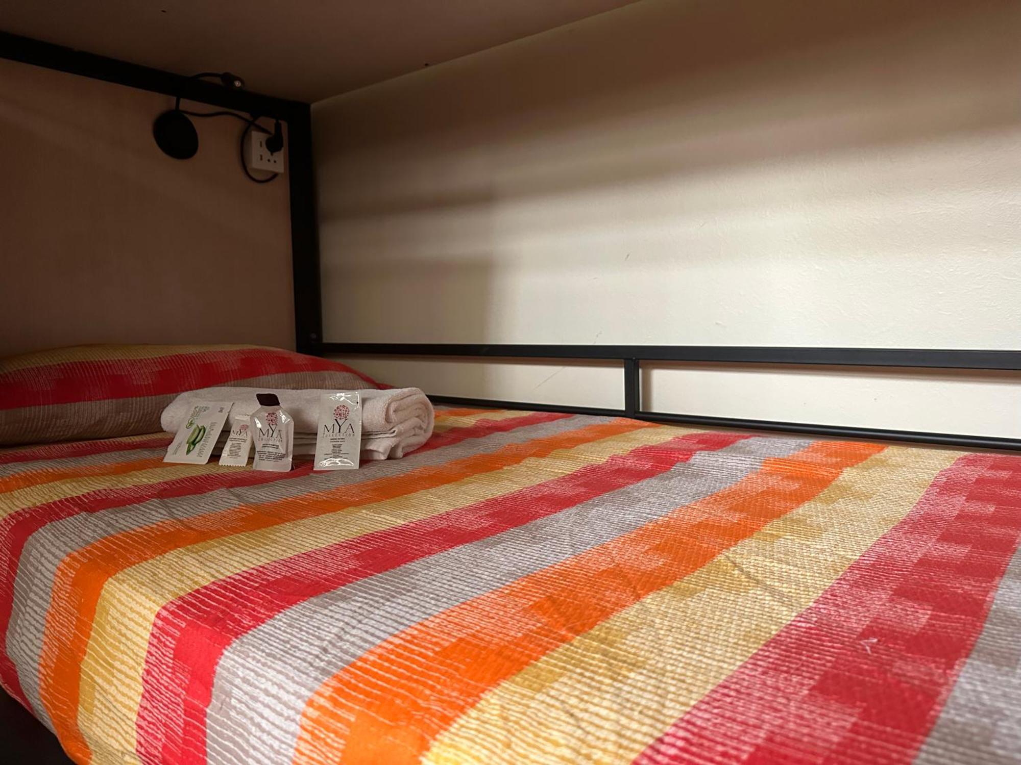 Cconforthotels Host Bari Centrale Экстерьер фото